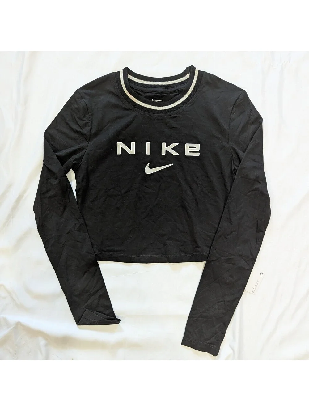 Nike Sportswear Chill Knit Women's Crop Long Sleeve Tee Black M NWT FZ2859-010